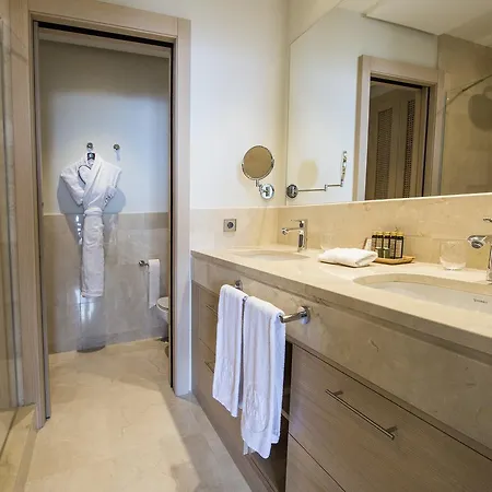 Luxury Golf Getaway, 1 Bdr Appartement